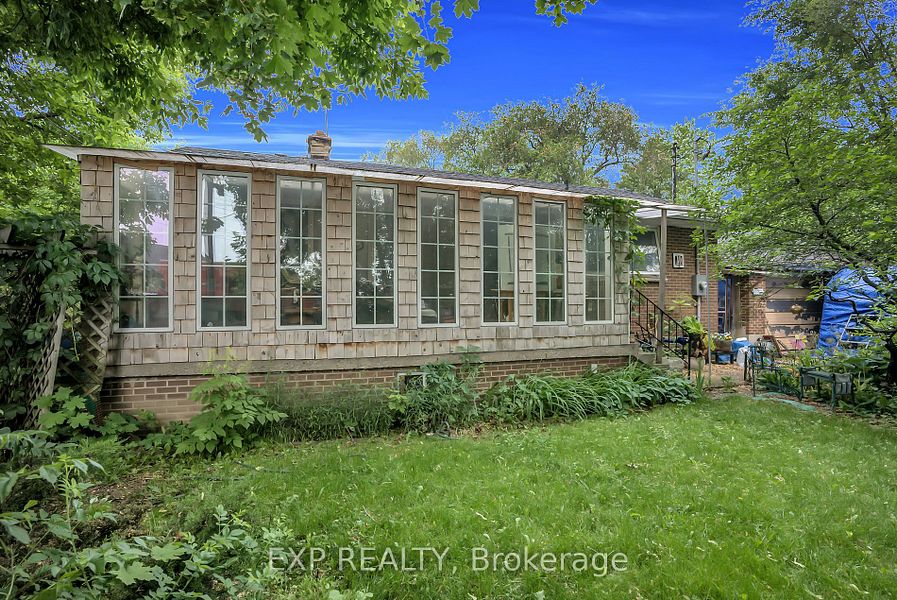 3 HARROW STREET Mississauga